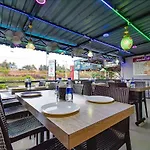 Fabexpress Kings, Dabolim Airport